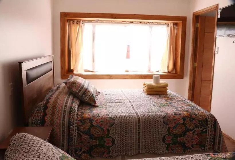 ユースホステル Hostal Luna Del Mar 840b