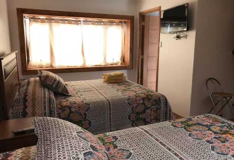 ユースホステル Hostal Luna Del Mar 840b