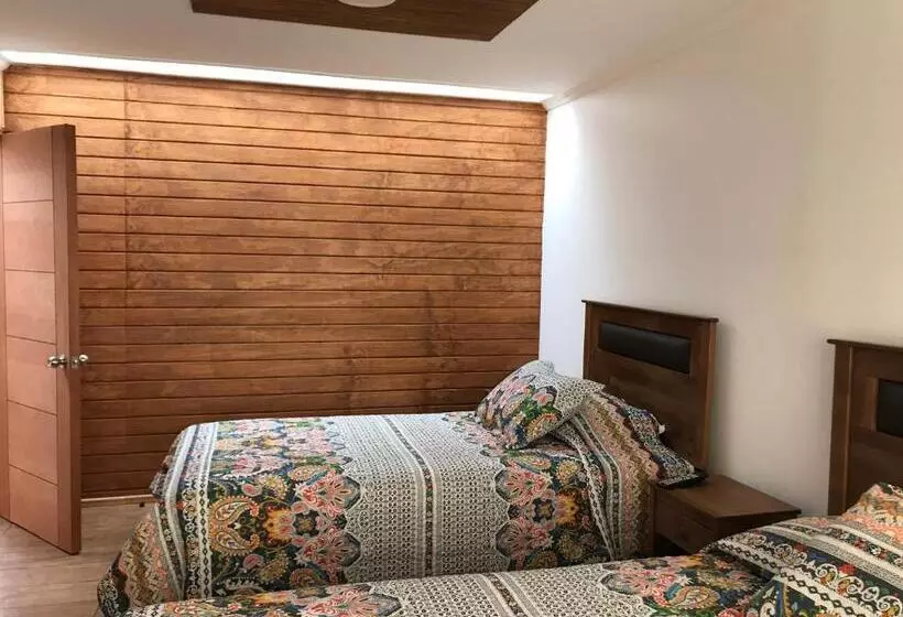 ユースホステル Hostal Luna Del Mar 840b