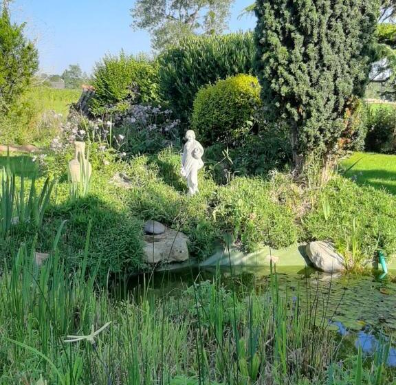膳宿费 A L'ombre Du Mont St Michel