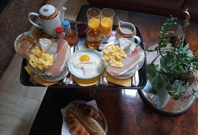 膳宿费 A L'ombre Du Mont St Michel