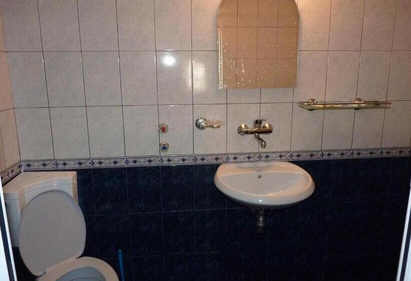 پانسیون Guest House Zhelevi