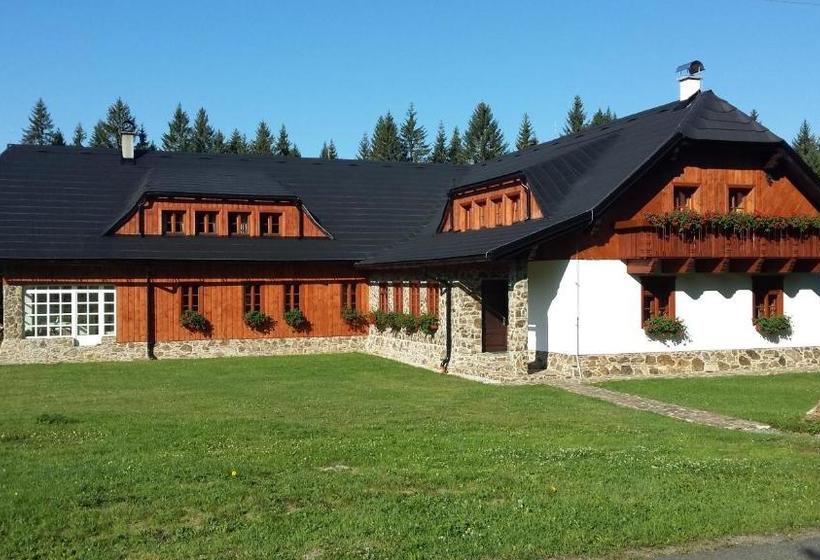 펜션 Penzion Nad Kvildou