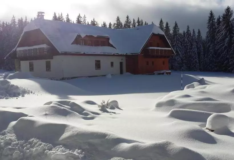 Majatalo Penzion Nad Kvildou