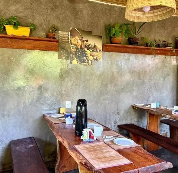 ペンション Pousada Raiz Forte