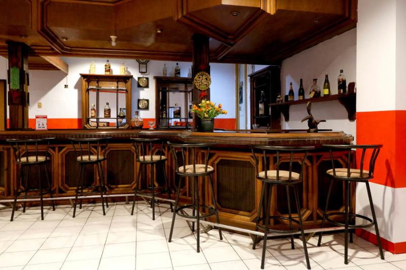 פנסיון Reddoorz Plus @ Samratulangi Manado