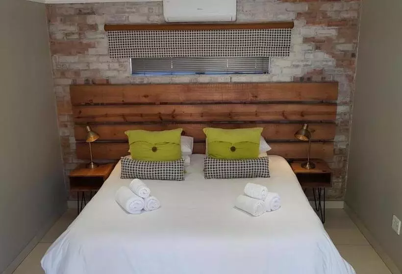 Majatalo Touching Senses Garden Cottages