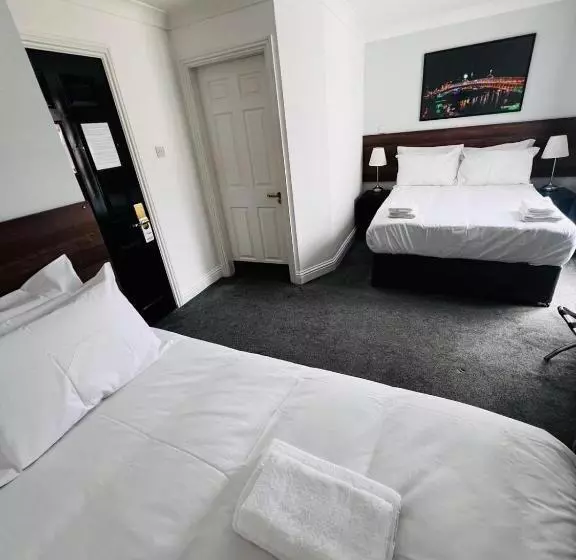 בית מלון כפרי Abbey Lane