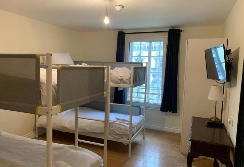 בית מלון כפרי Abbey Lane