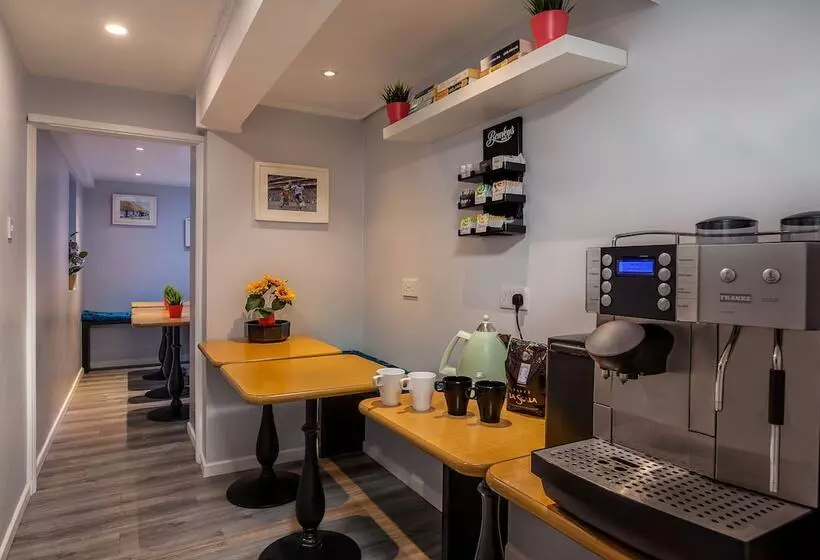 酒店 Clifden House By Nina