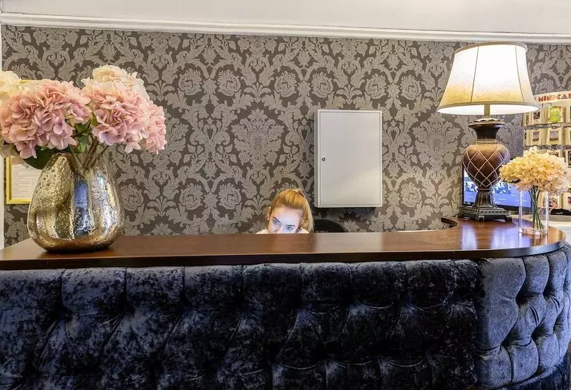 酒店 Clifden House By Nina