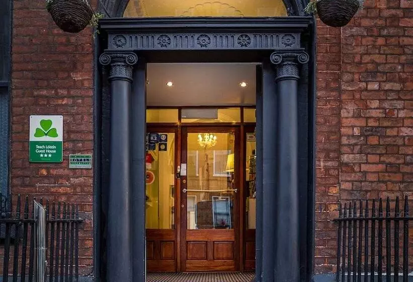 酒店 Clifden House By Nina