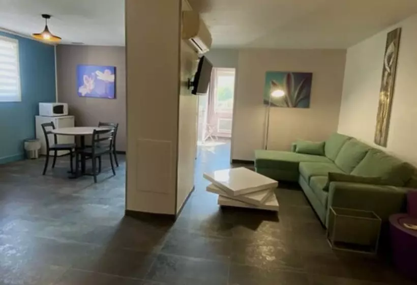 فندق Le Neron Logis