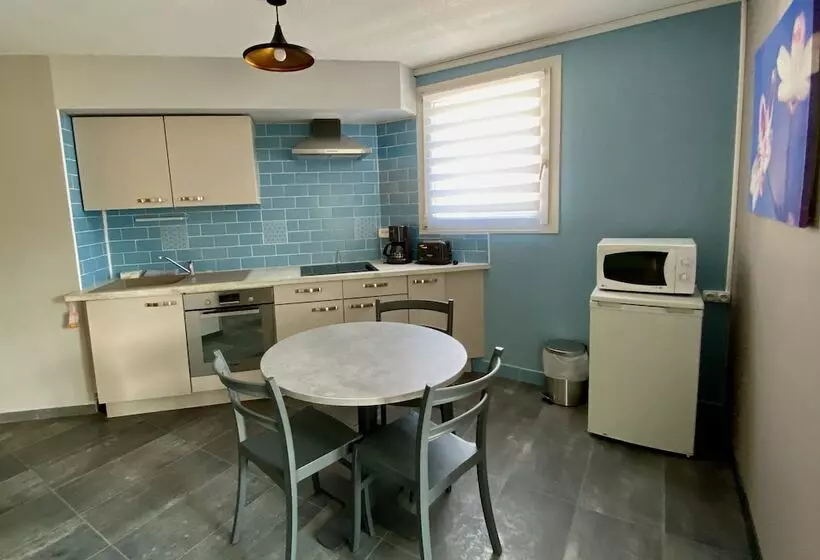 فندق Le Neron Logis