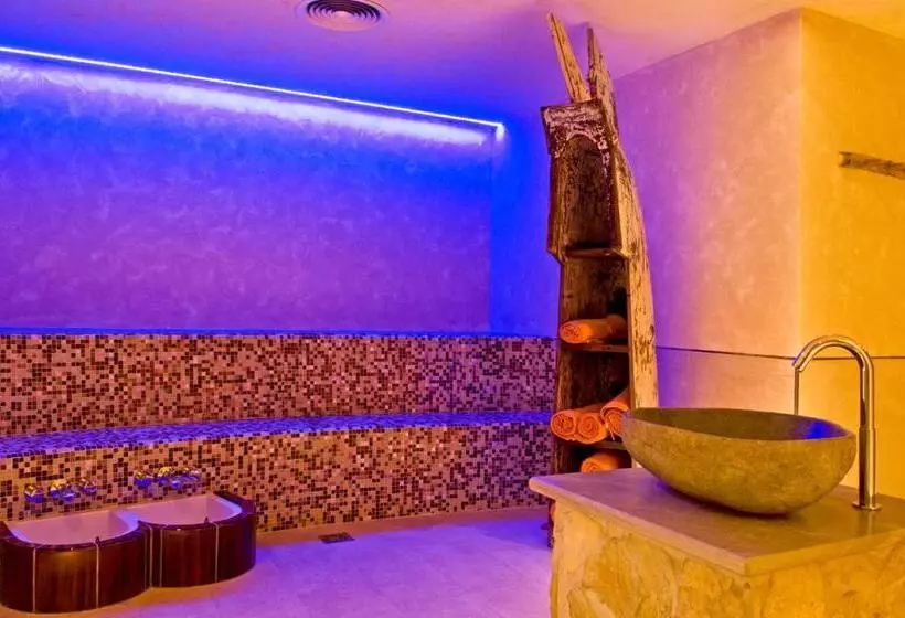 Lindner Hotel Mallorca Portals Nous, Part Of Jdv By Hyatt