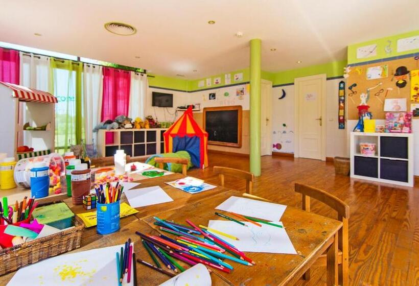 Lindner Hotel Mallorca Portals Nous, Part Of Jdv By Hyatt