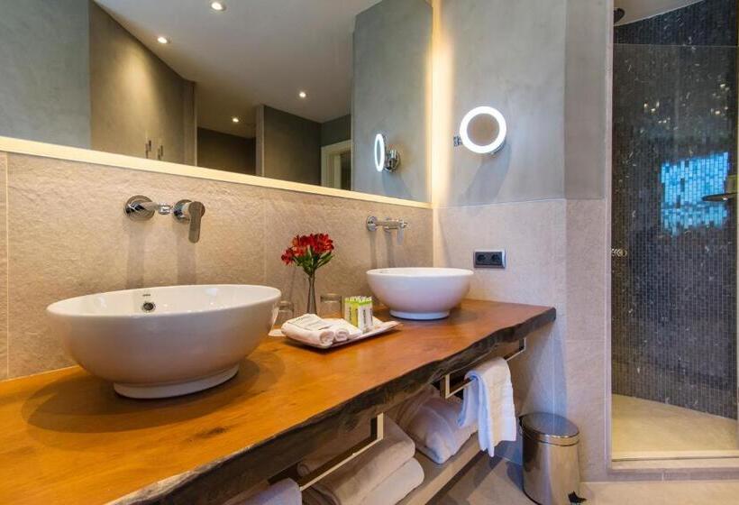 Lindner Hotel Mallorca Portals Nous, Part Of Jdv By Hyatt