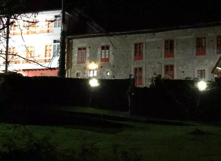 ホテル Palacio De Libardon