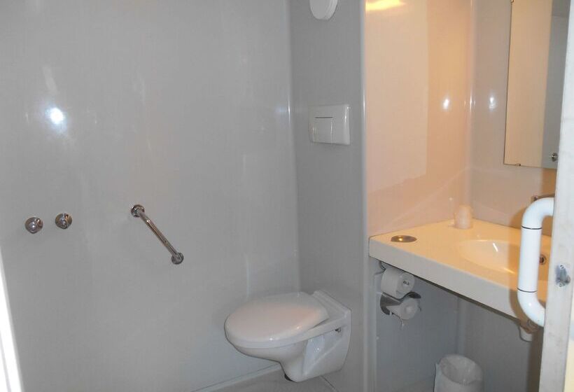 هتل Premiere Classe Brest Gouesnou Aeroport