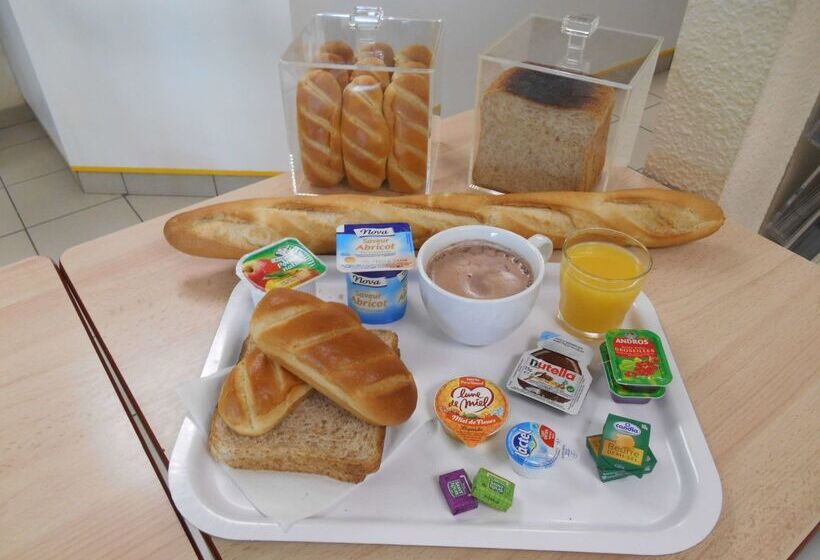 هتل Premiere Classe Brest Gouesnou Aeroport