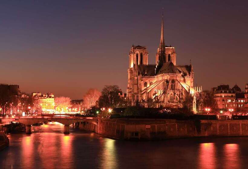 هتل Premiere Classe Paris Ouest Nanterre La Defense