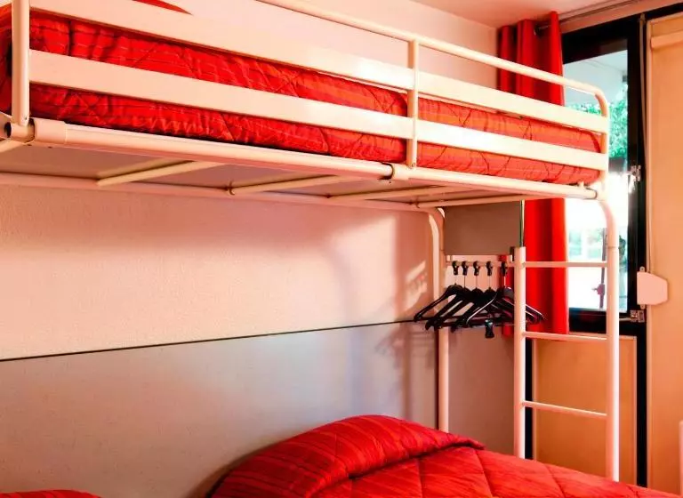 Отель Première Classe Rennes Est  Cesson