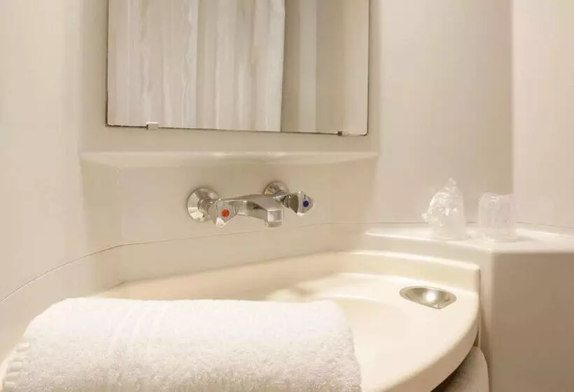 酒店 Premiere Classe Valenciennes Sud Rouvignies