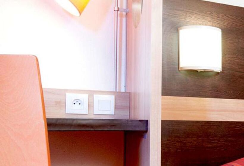 هتل Premiere Classe Valenciennes Sud Rouvignies