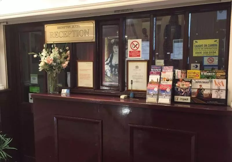 בית מלון כפרי The Brompton