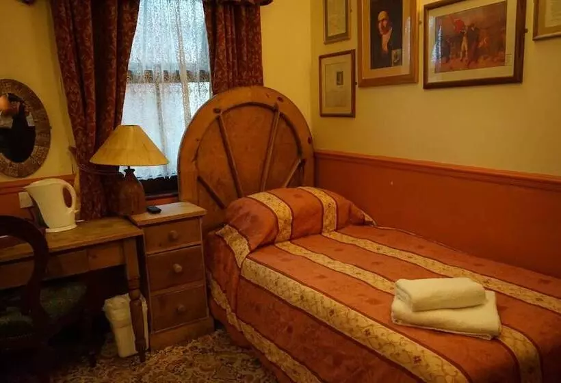 בית מלון כפרי The Butlers