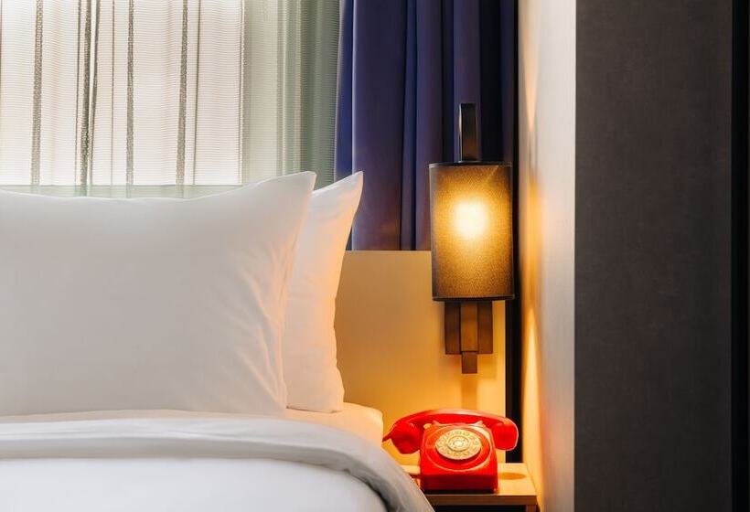 בית מלון כפרי The Ed Amsterdam