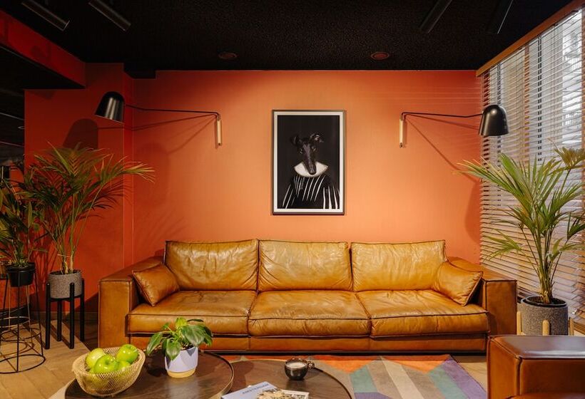 בית מלון כפרי The Ed Amsterdam