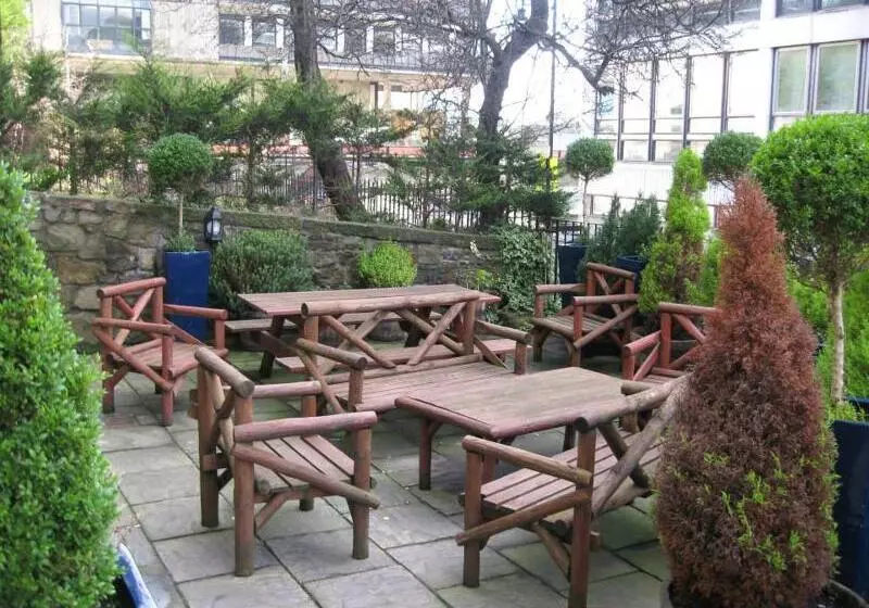 ホテル The Victorian House