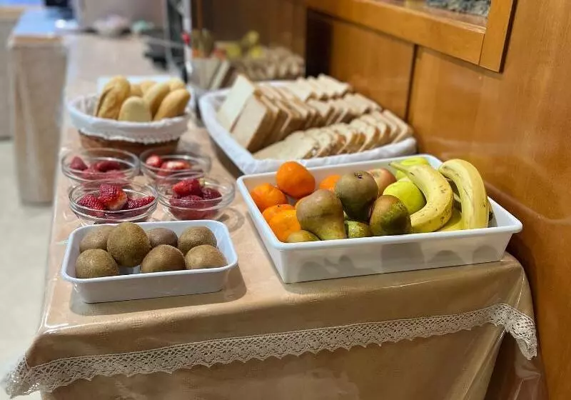 هتل Villa De Llanes