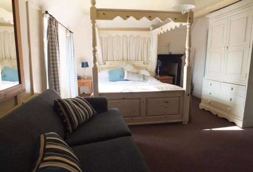 Retkeilymaja White Horse Inn