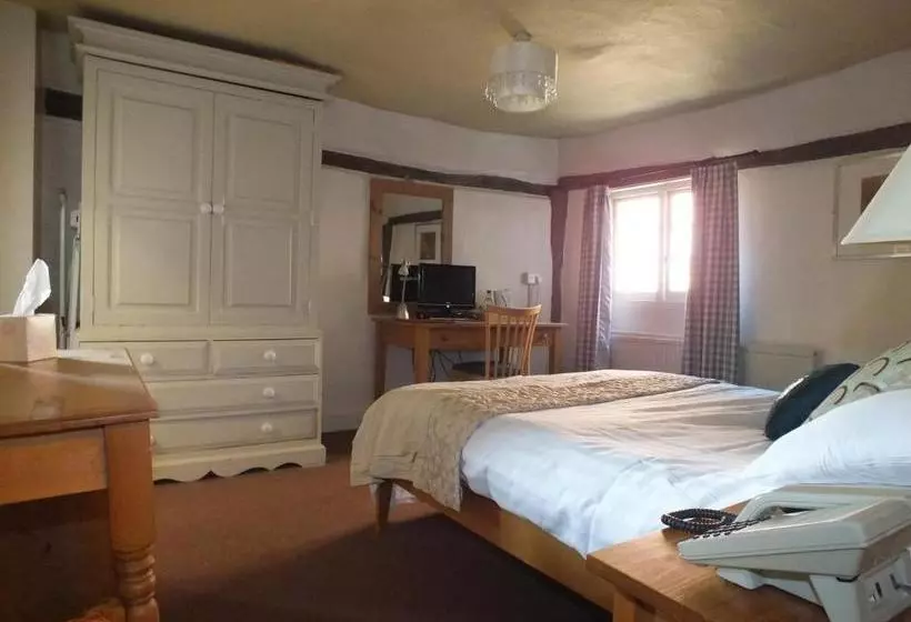 Retkeilymaja White Horse Inn