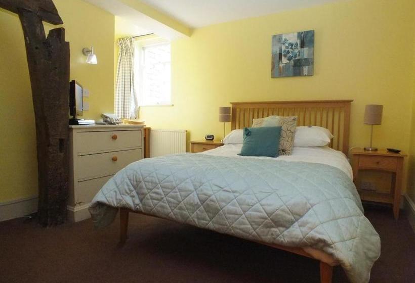 فندق صغير White Horse Inn