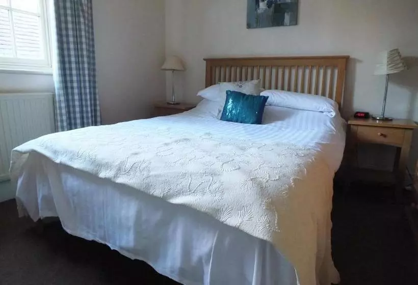 Retkeilymaja White Horse Inn