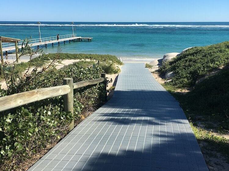 Horrocks Beach Caravan Park