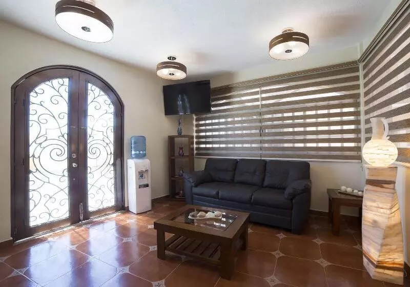 Hotelli Colonial Acopinalco Inn