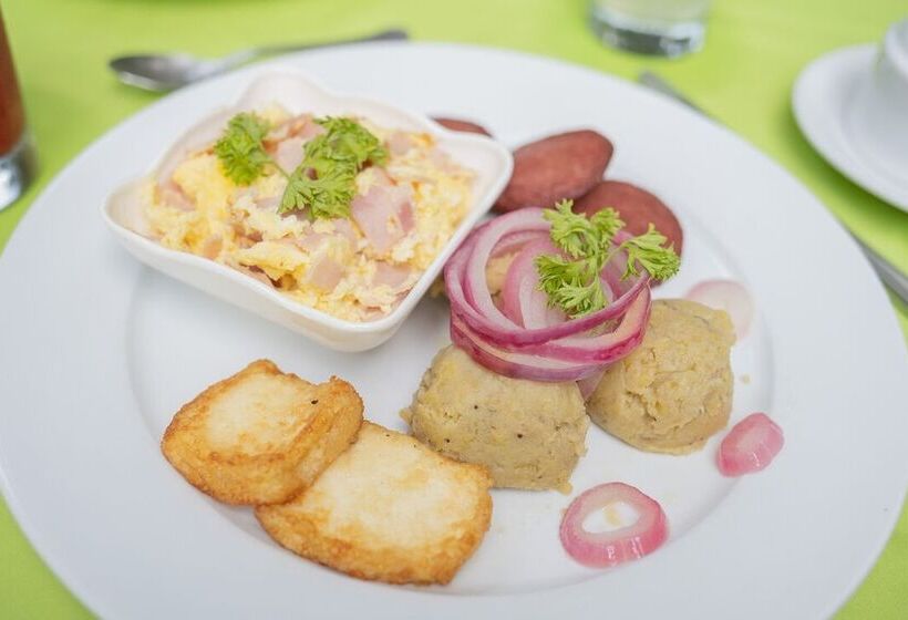 هتل Platon Ecolodge