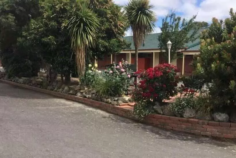 Motelli Cardigan Lodge