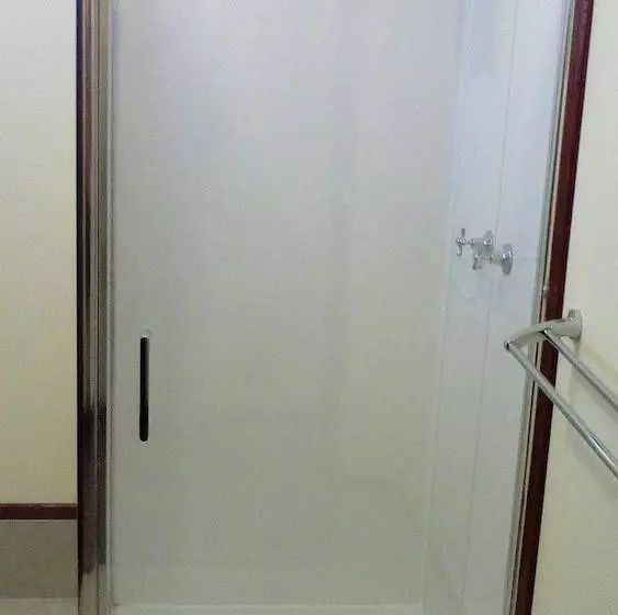 Motelli Cardigan Lodge