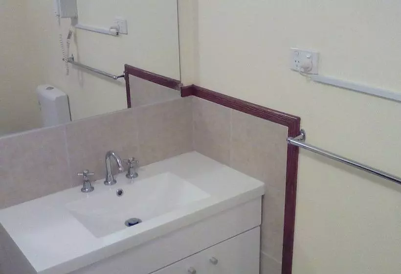 Motelli Cardigan Lodge