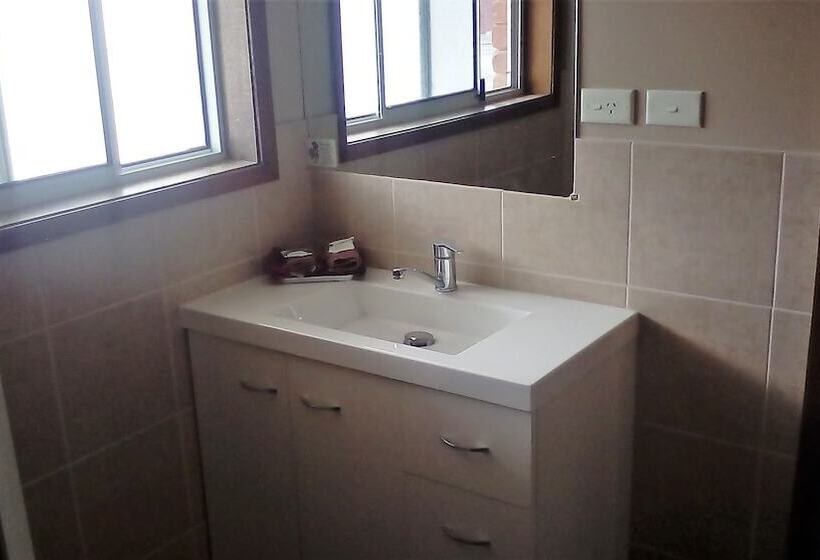 汽车旅馆 Cardigan Lodge