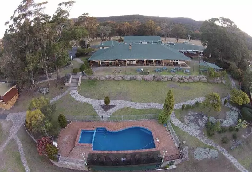 モーテル Cherrabah Resort