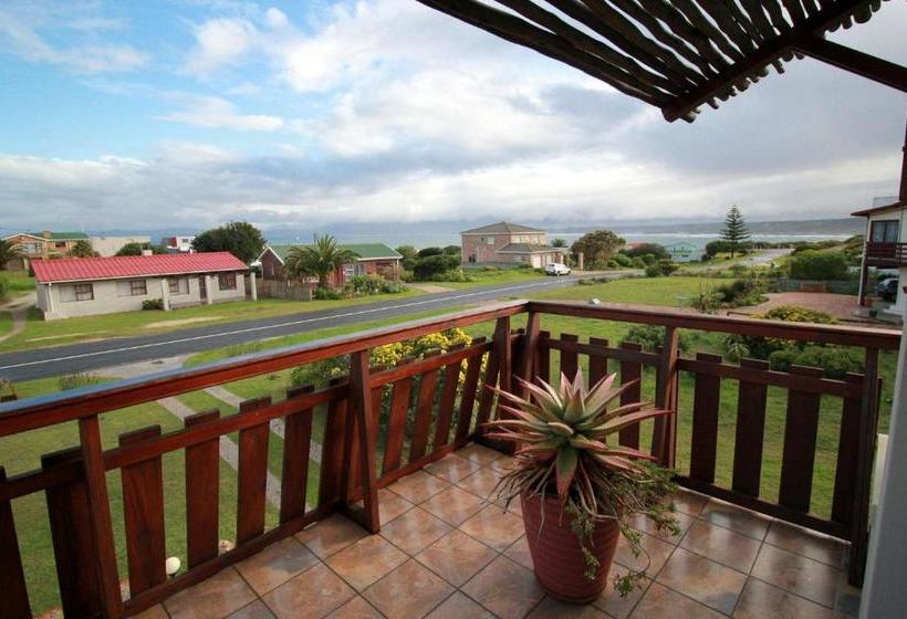 بنسيون Haus Giotto