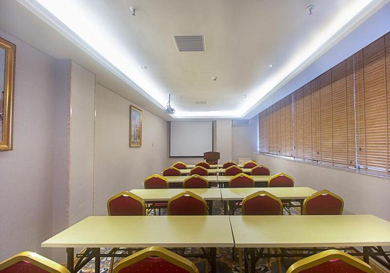 Vienna International Hotel Haikou West Bus Station