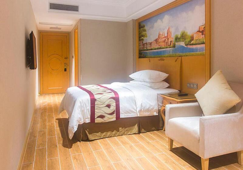 Vienna International Hotel Haikou West Bus Station