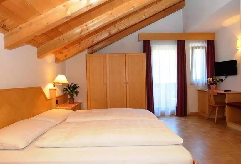 Aamiaismajoitus (B&B) Pensione Edelweiss